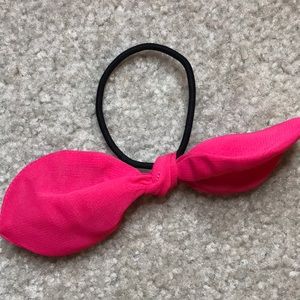 black and pink bow elastic